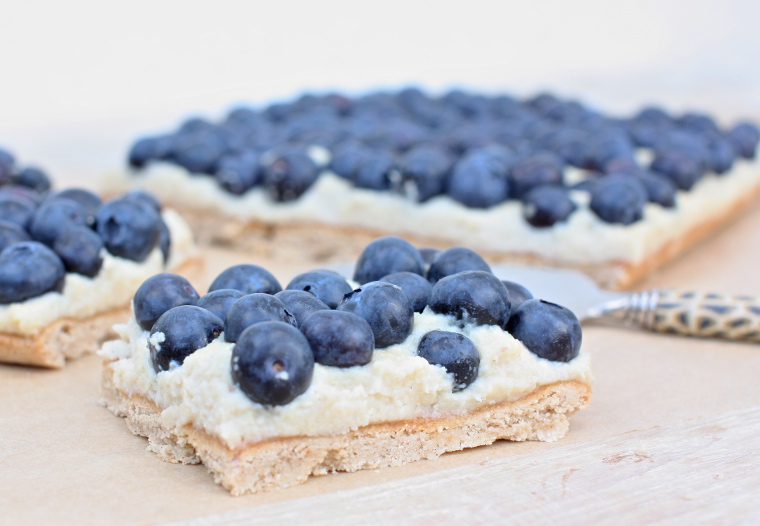 Blueberry slice with a ginger cashew cream (GF, Vegan) Wild for food